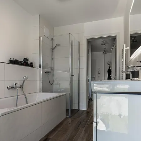 App 41 - Weststrand, Riviera